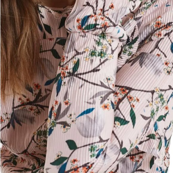 Topshop Print Ruffle Plissé Top - Picture 5 of 13